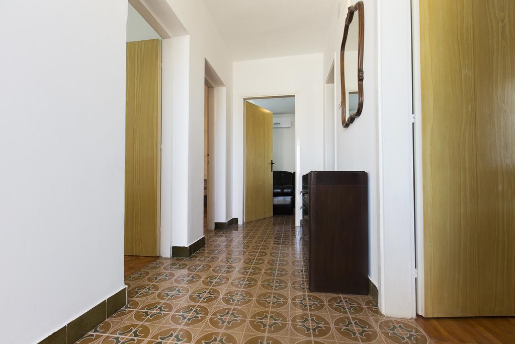 San Apartments Slatine Extérieur photo